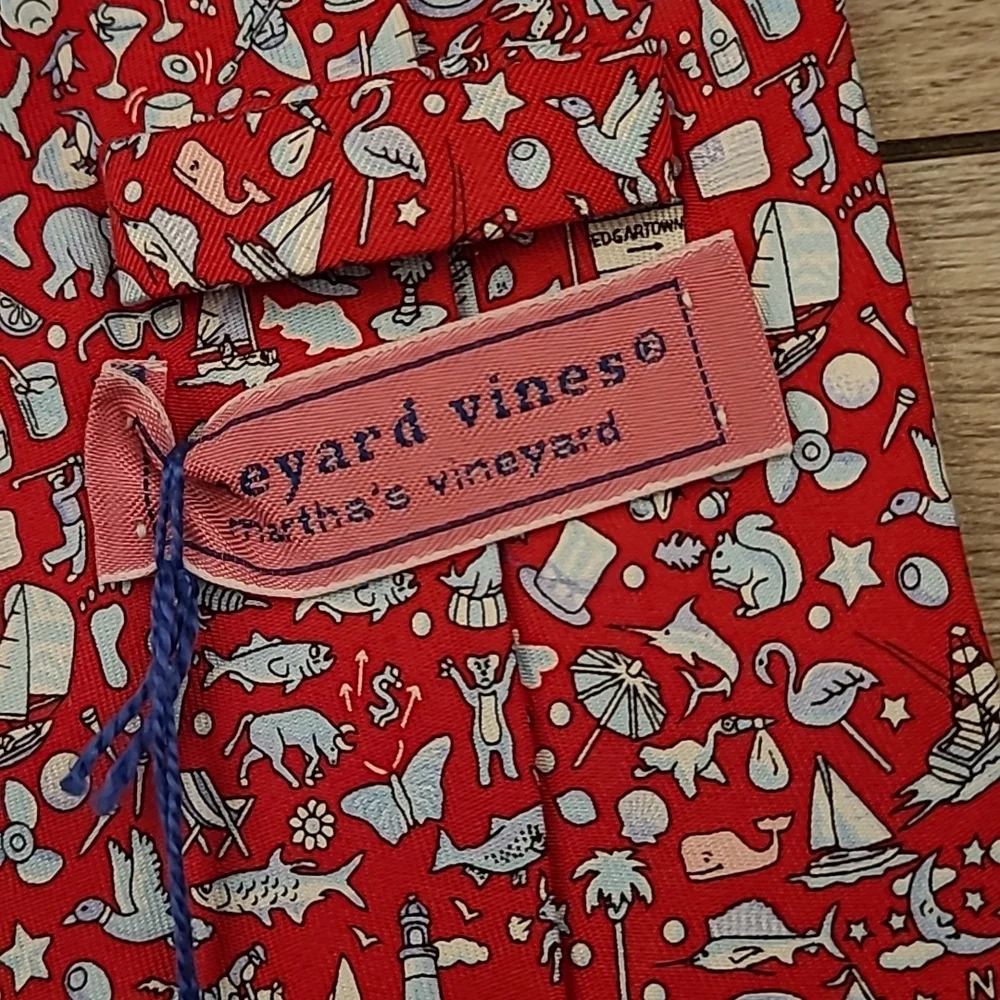 VINEYARD VINES‎ Red Whimsical Patterns 10th Year Anniversary Mens Silk Tie NEW